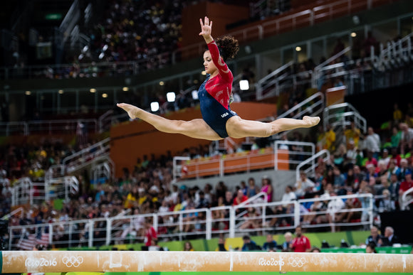 Laurie Hernandez Returns to Competition as Gymnastics Returns to the National Stage - US Glove